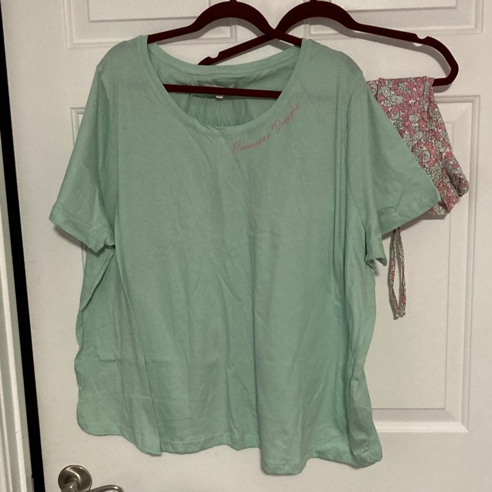 Woman’s 2 piece short pajama sets